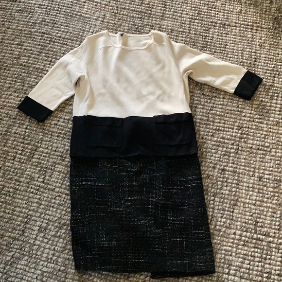 Black and cream color block sweater with pockets - Picture 4 of 4
